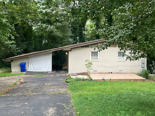 1702 Danrich Dr, Decatur, GA 30032