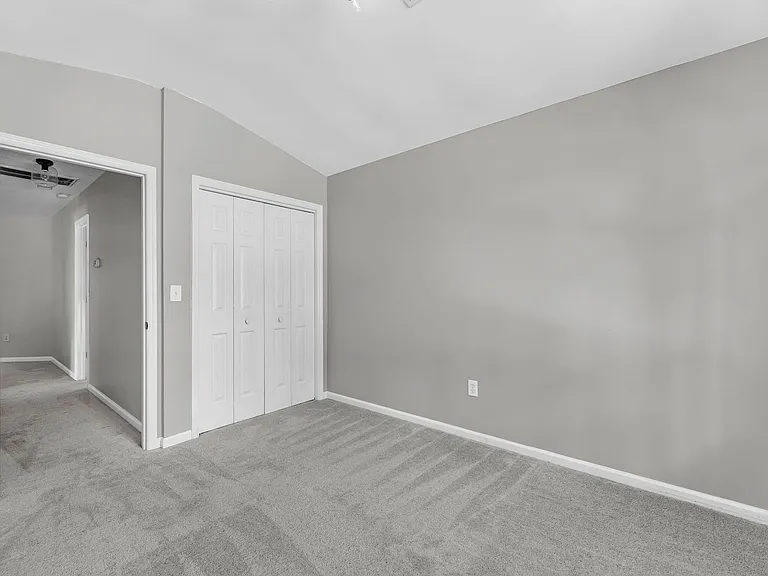 479 Cessna Ave — Photo 19
