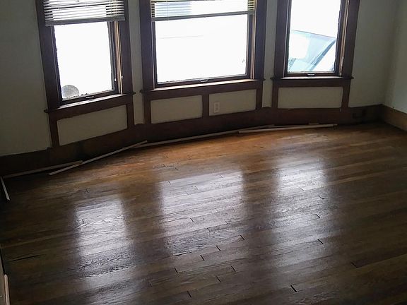 2nd image of 569 Hague Ave #569