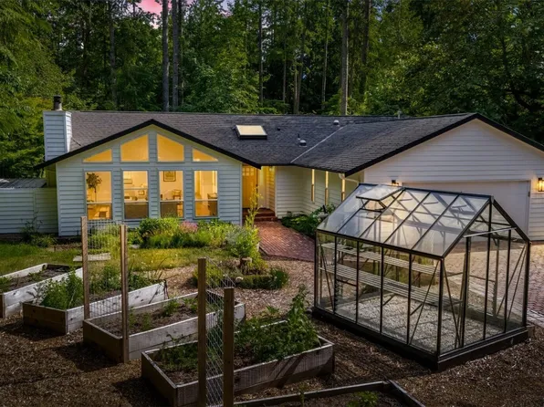 25901 SE Tiger Mountain Road, Issaquah, WA 98027