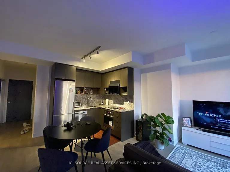 9 Mabelle Ave #3025 — Photo 4