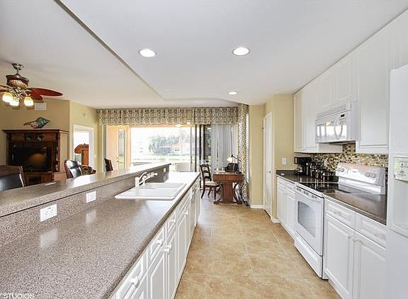 5th image of 3200 Sea Haven Ct #2102