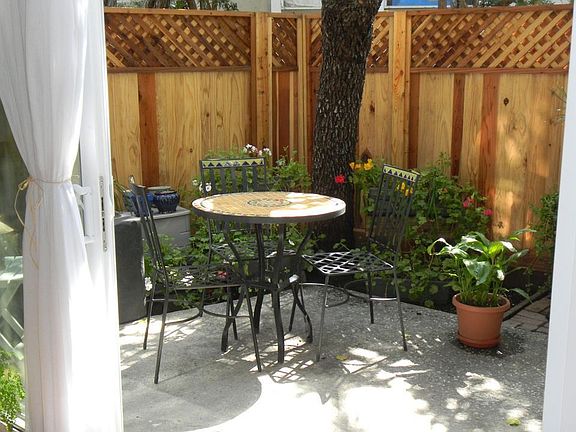 3rd image of 6237 Green Valley Cir