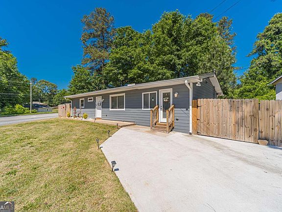 4th image of 2390 Brackett Rd SW