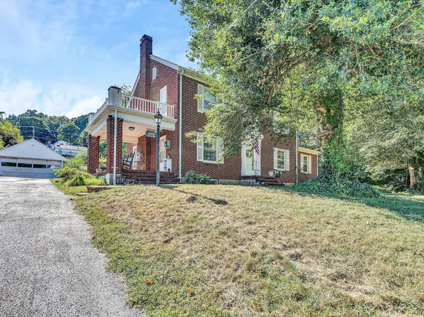 3704 Sunrise Ave NW, Roanoke, VA 24012