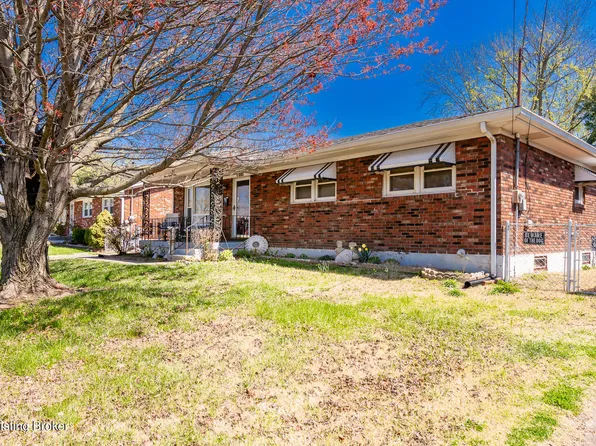 11803 Dearing Woods Dr, Louisville, KY 40272