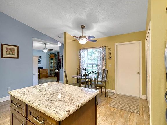 5th image of 7907 Birman St