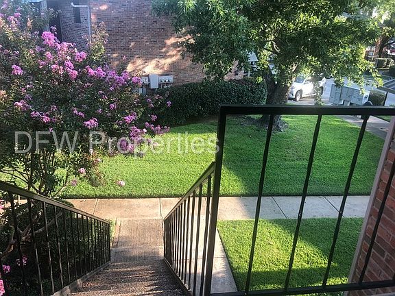 3rd image of 2728 Copper Creek Dr APT 207