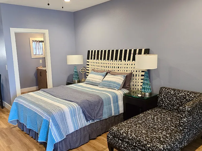 704 S Lakeshore Blvd #5 — Photo 8