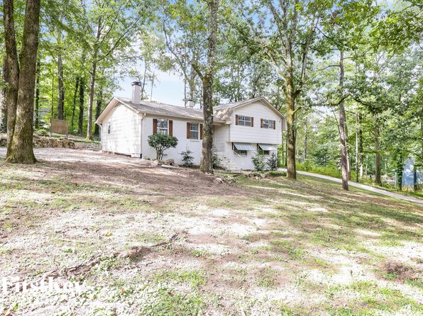 1805 Mohawk Dr