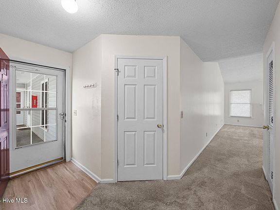 4th image of 123 W Victoria Court #F