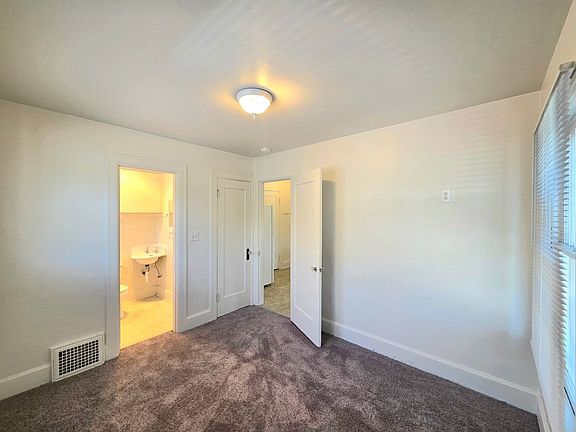 4th image of 801 Kittitas St #801