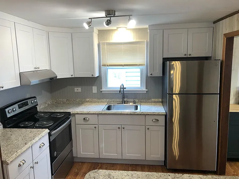 948 Monaca Rd — Photo 4
