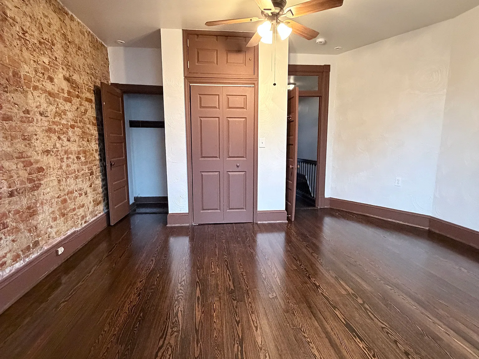 3 bed, 1387 sqft, $4,200 — Photo 4