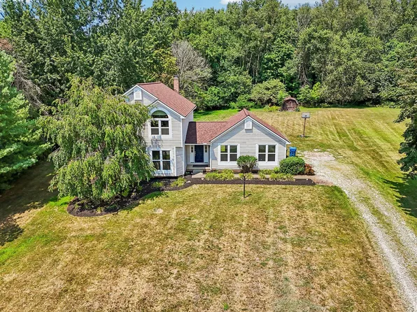 941 Karla Dr, Clinton, OH 44216