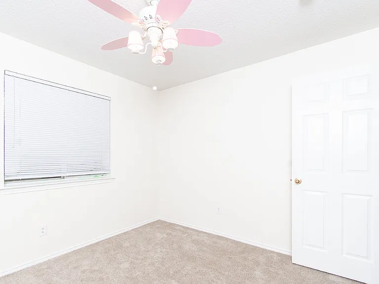 3301 Dorothy Jane Dr — Photo 17