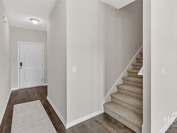 5th image of 217 W W Winn Avenue