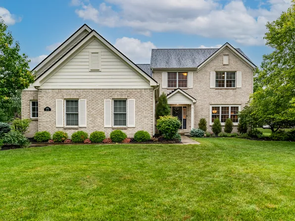 9091 Iris Ln, Zionsville, IN 46077