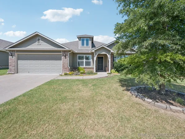 8664 S 256th Pl E, Broken Arrow, OK 74014