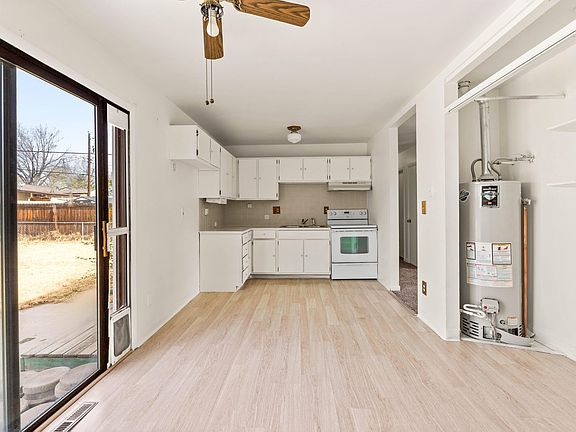 3rd image of 3507 Montrose St