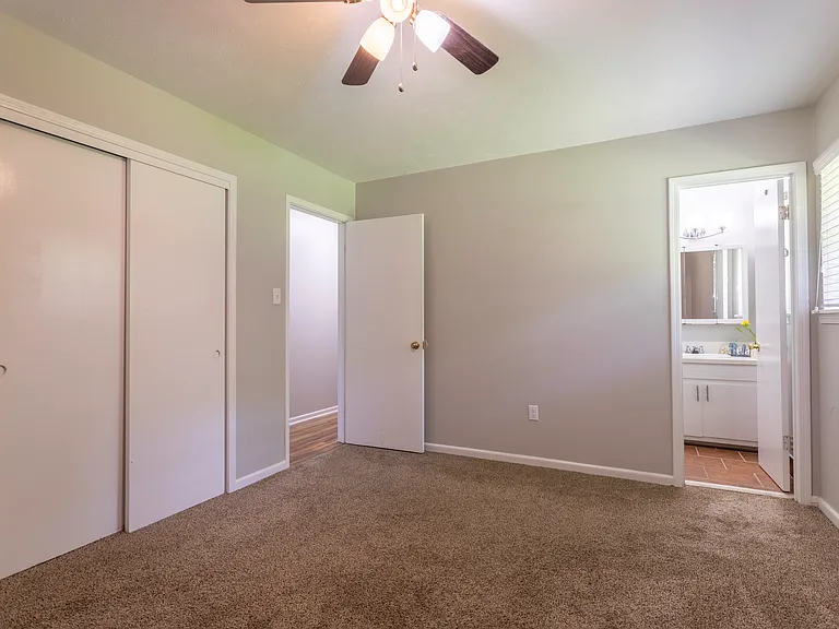 5240 Peachtree St — Photo 19