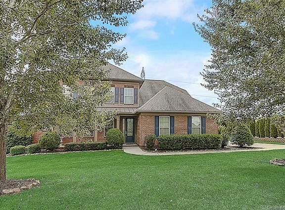 2nd image of 7403 Spice Bush Ct