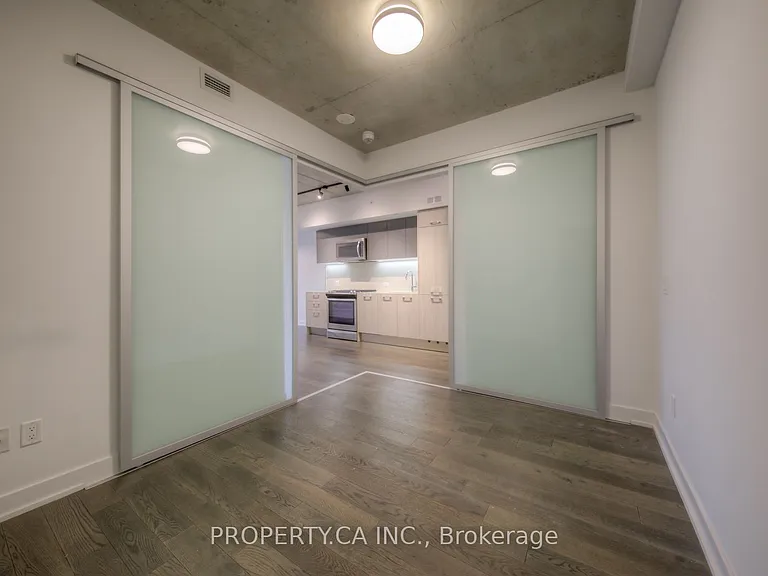 665 Kingston Rd #406 — Photo 14