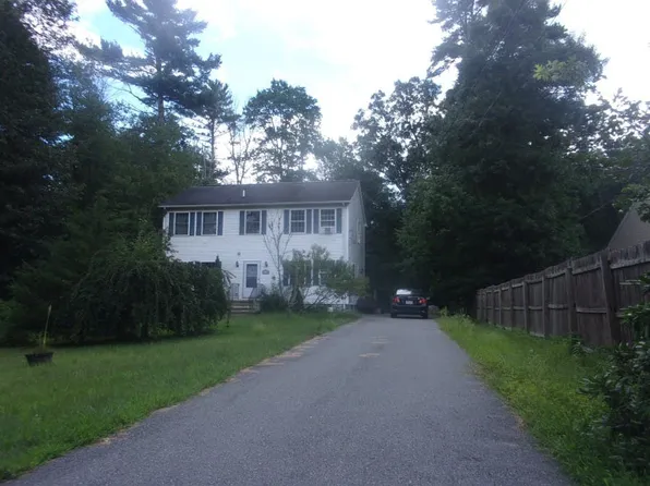 142 Howland Rd, Assonet, MA 02702