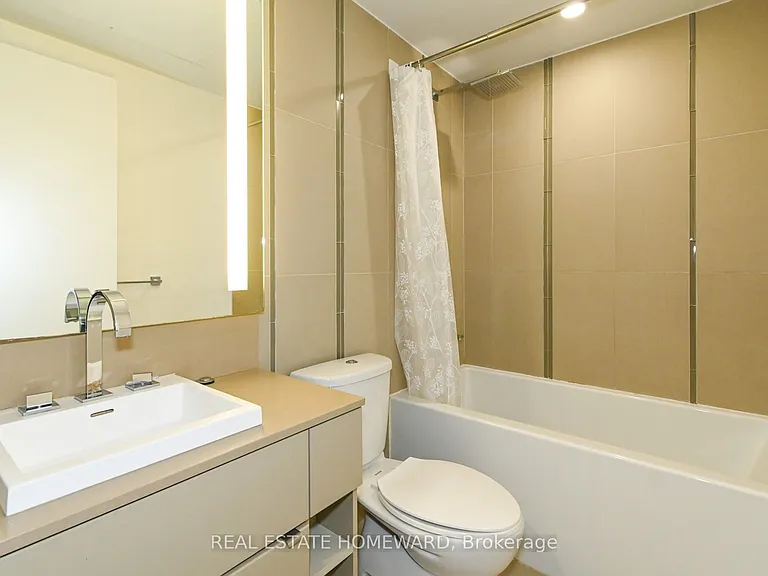 101 Peter St W #3207 — Photo 6