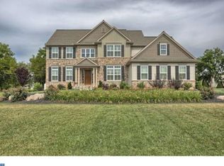 1904 Fieldcrest Rd, Lebanon, PA 17042