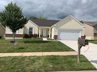 125 Shadow Pointe Dr, Wentzville, MO 63385