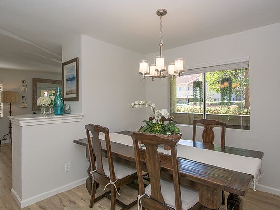 4th image of 6 Corniche Dr Unit D