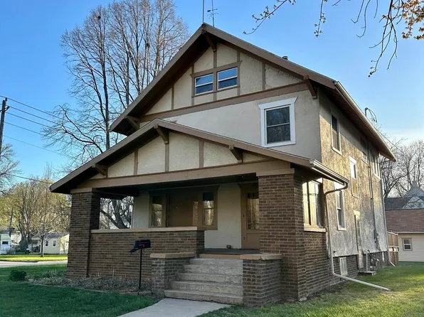 400 Ontario St, Storm Lake, IA 50588