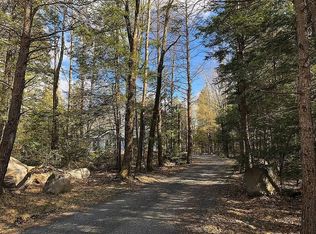 7 Bissell Rd, Williamsburg, MA 01096