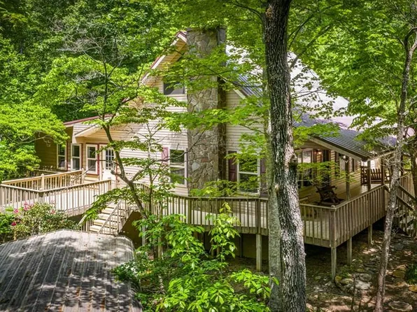 118 Foxfire Rd, Blairsville, GA 30512