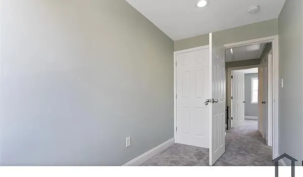 4045 Saint Monica Dr — Photo 9
