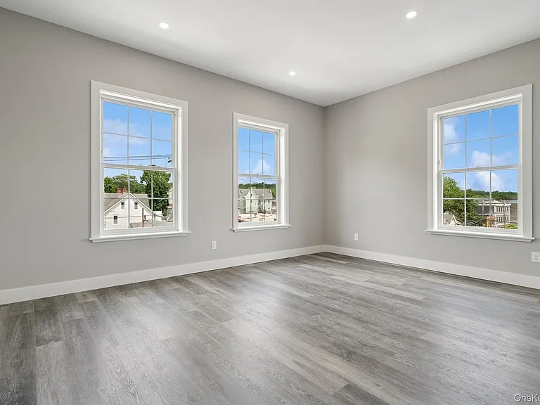 153 Greenwich Ave #201 — Photo 9