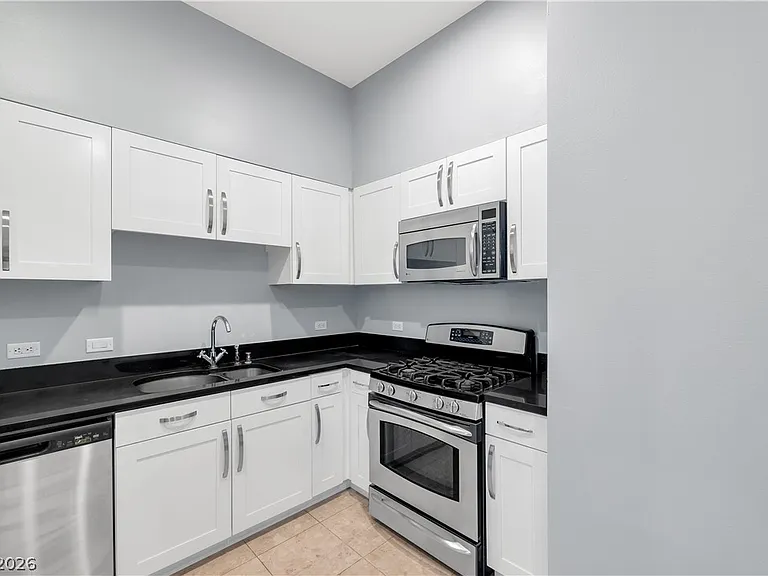 4575 Dean Martin Dr #304 — Photo 8