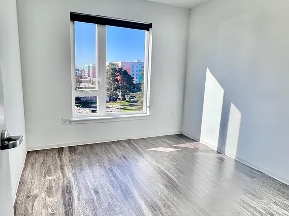 (undisclosed Address), Tacoma, WA 98405