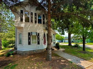 184 N Washington St, Berlin, WI 54923