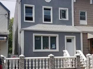 10413 92nd Ave, Richmond Hill, NY 11418