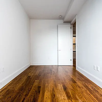 Rented by Nooklyn NYC LLC | media 50