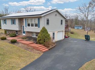 118 Oak Terrace Dr, Birdsboro, PA 19508