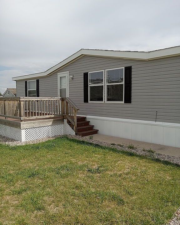 #256 Big Country, Ave B2