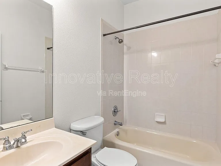 17321 Promenade Dr — Photo 15