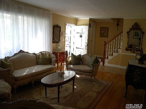 4th image of 873 Schuman Pl