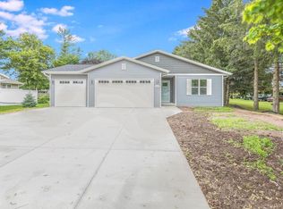 4227 Mishicot Rd, Two Rivers, WI 54241
