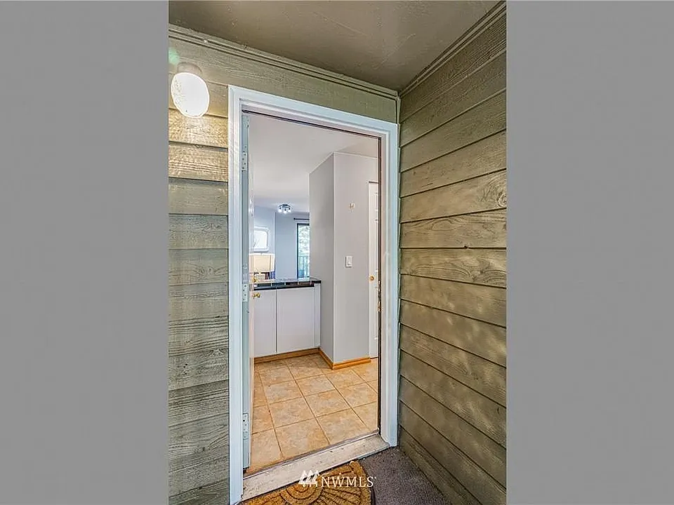 13801 Old Redmond Rd #D208