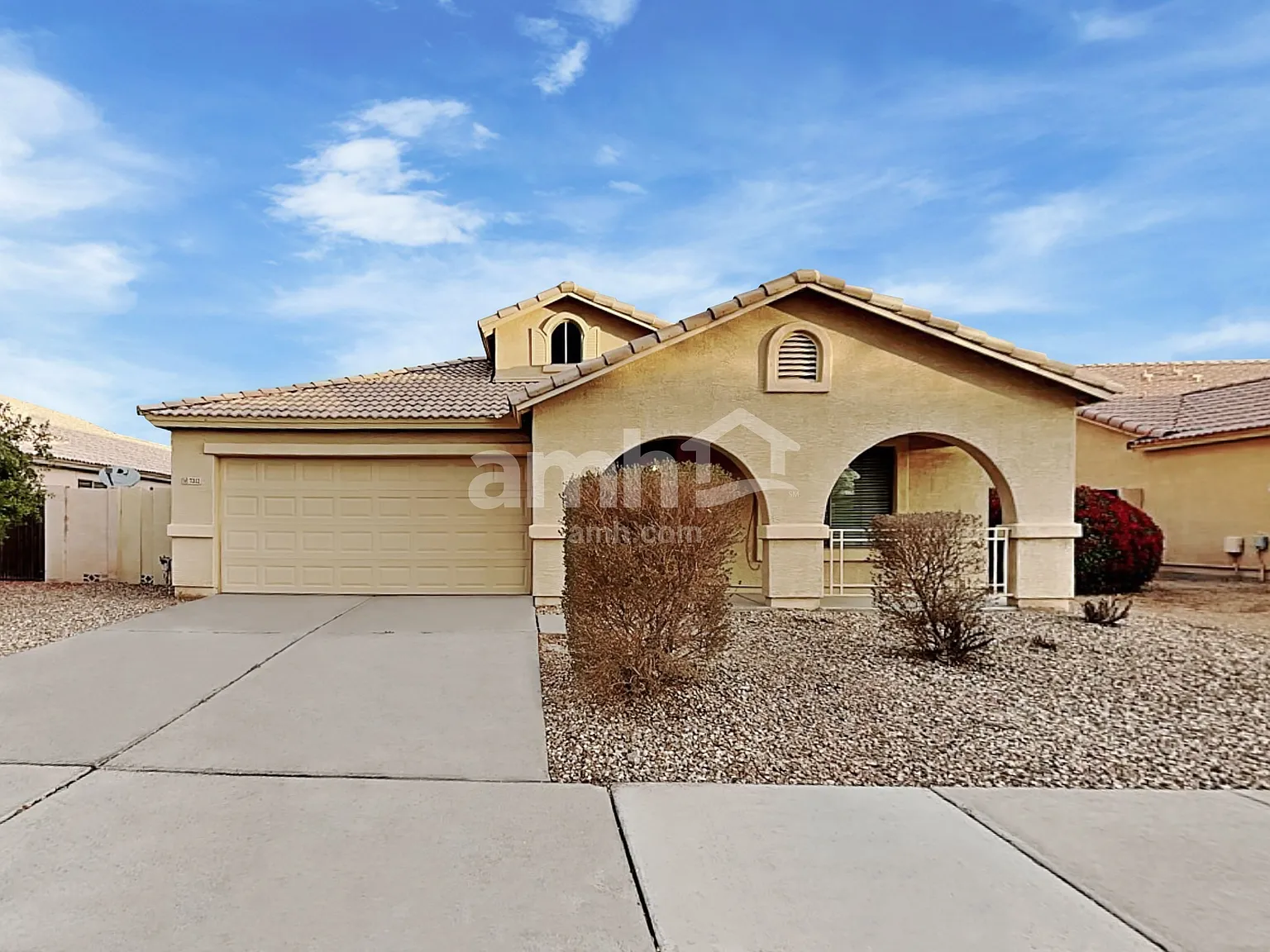 4 bed, 2.0 bath, 2046 sqft, $2,245 — Photo 1