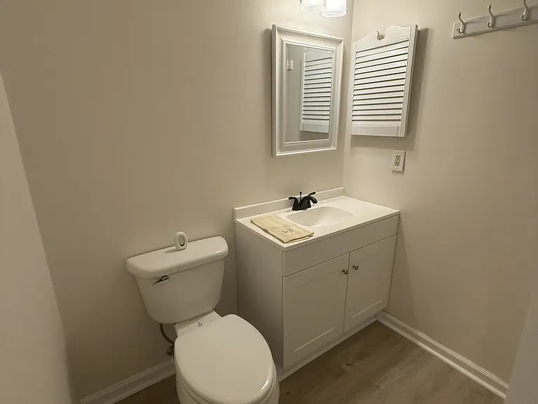 6576 Pebble Beach Cres — Photo 22